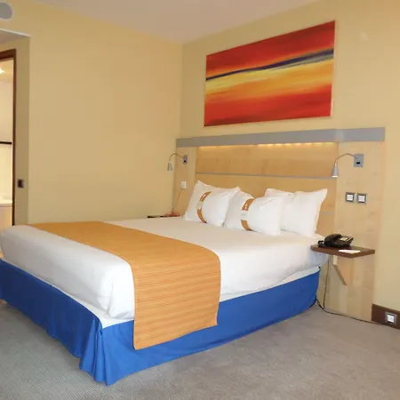 Express Paris-canal De La By Ihg Hotel 3*