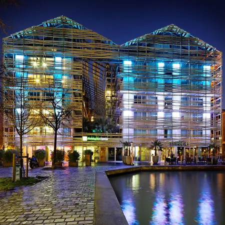 Express Paris-canal De La By Ihg Hotel Parigi