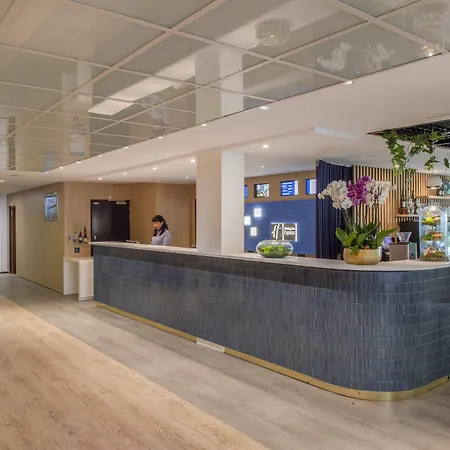 Express Paris-canal De La By Ihg 3*