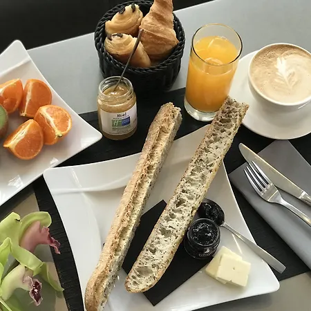 Express Paris-canal De La By Ihg 3* Parigi