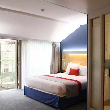 Hotel Express Paris-canal De La By Ihg 3*