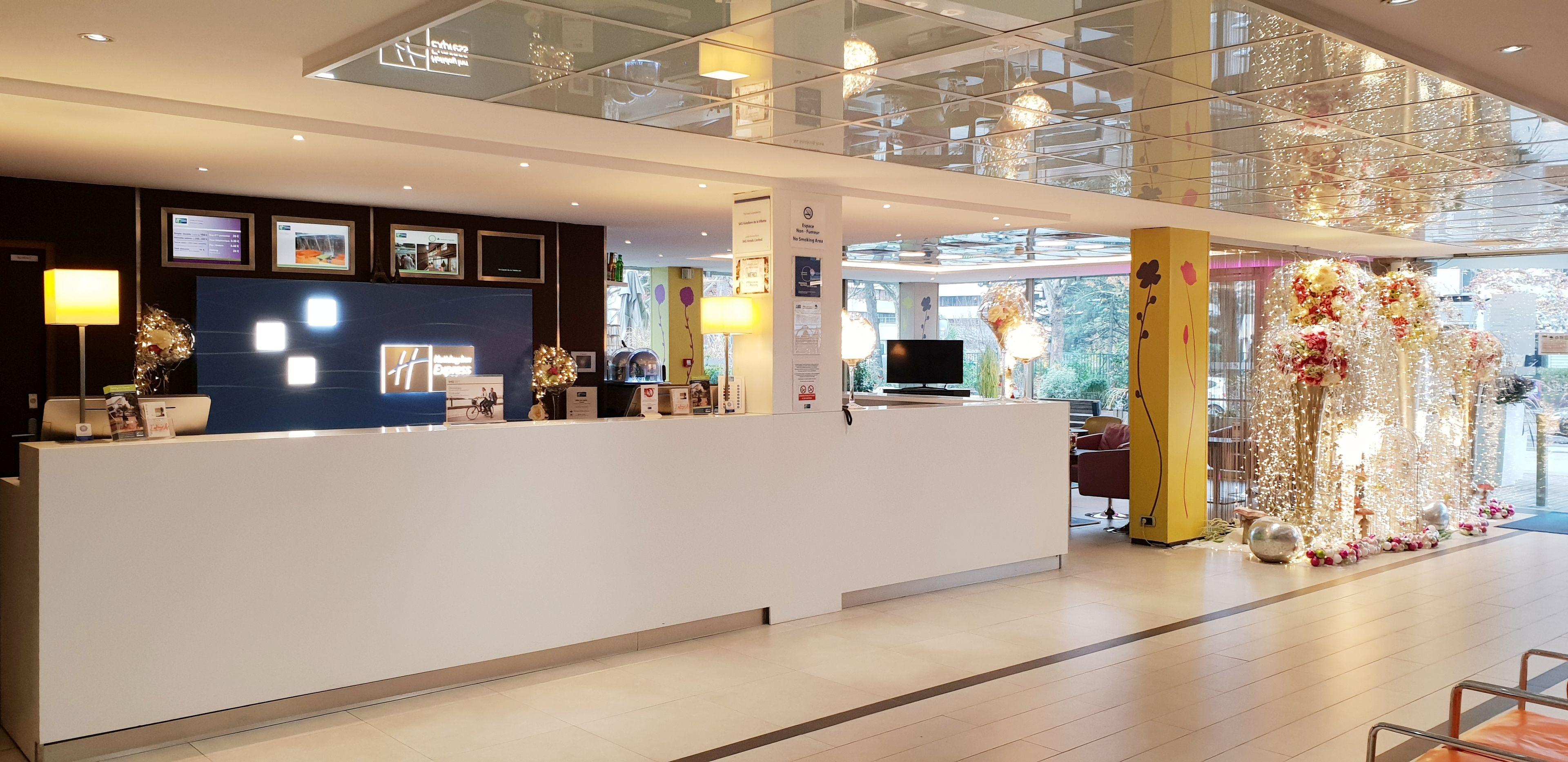 Express Paris-canal De La By Ihg Hotel